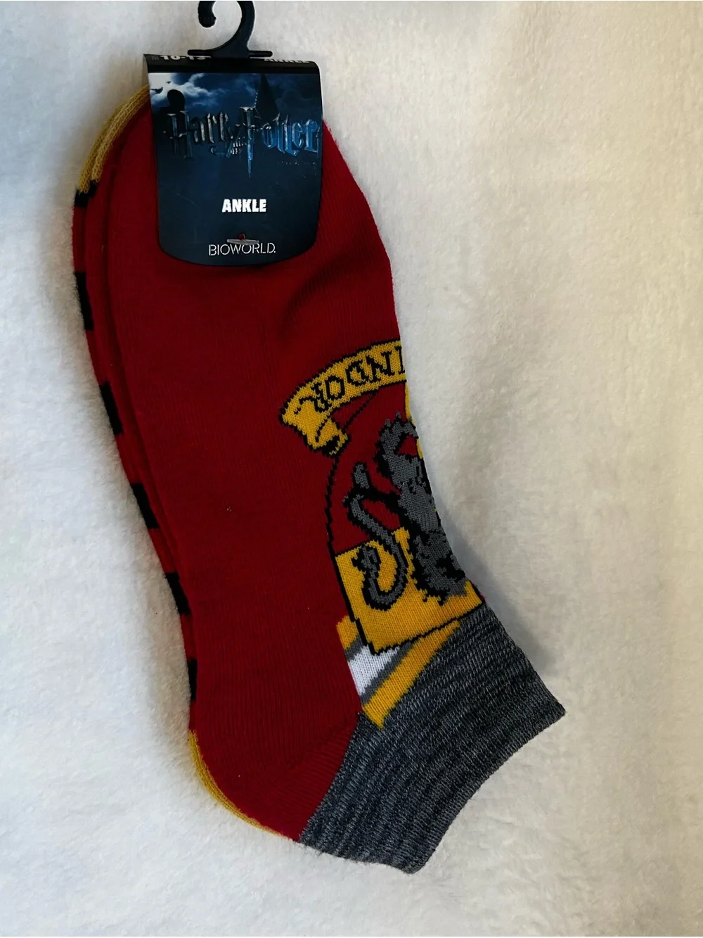 NWT Harry Potter Gryffindor 2-Pair Ankle Socks by Bioworld